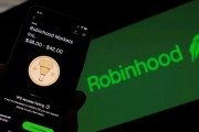 梦见去世“接盘侠”没了？标普500指数季调维持成分股不变，Robinhood、Applovin应声大跌